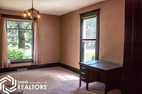 805 Central Ave E, Hampton, IA 50441 photo 14