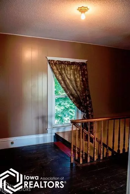 805 Central Ave E, Hampton, IA 50441 photo 21