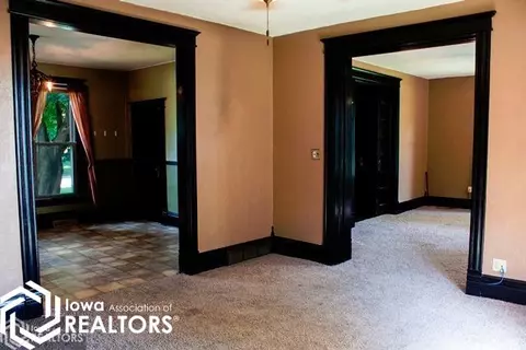 805 Central Ave E, Hampton, IA 50441 photo 9