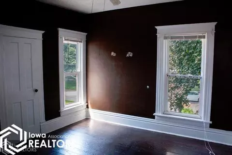 805 Central Ave E, Hampton, IA 50441 photo 30