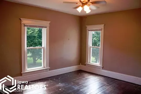 805 Central Ave E, Hampton, IA 50441 photo 28