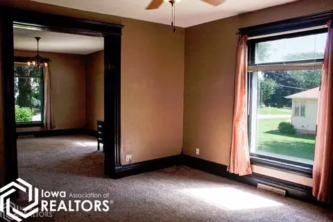 805 Central Ave E, Hampton, IA 50441 photo 12