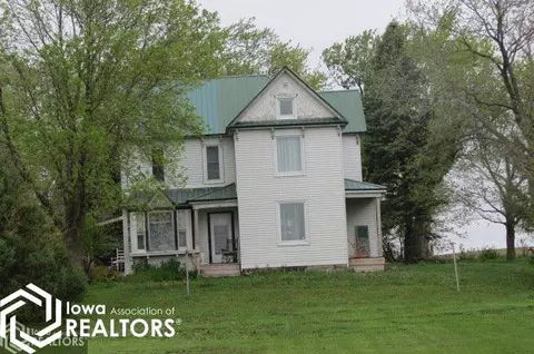 892 140th St, Hampton, IA 50441 photo 1