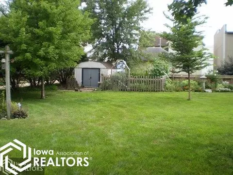 215 4th St NW, Hampton, IA 50441 photo 39