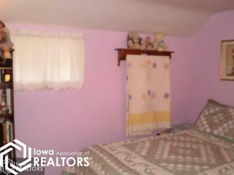 215 4th St NW, Hampton, IA 50441 photo 19