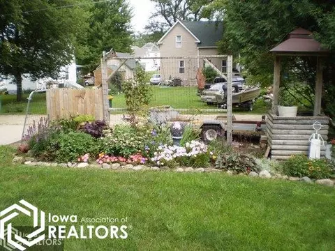 215 4th St NW, Hampton, IA 50441 photo 38