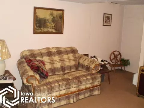 215 4th St NW, Hampton, IA 50441 photo 26