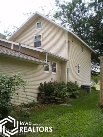 215 4th St NW, Hampton, IA 50441 photo 32