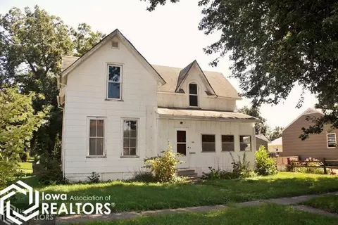 515 2nd St SE, Hampton, IA 50441 photo 1