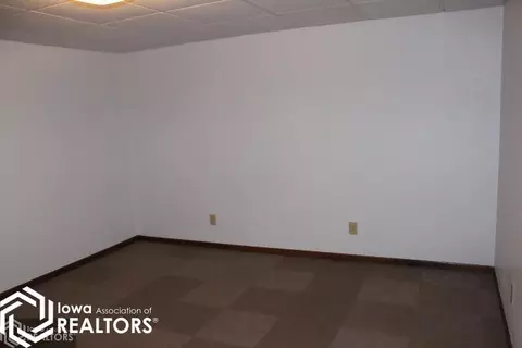 201 17th Ave NE, Hampton, IA 50441 photo 14