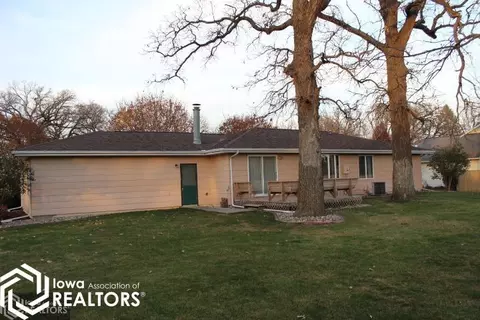 201 17th Ave NE, Hampton, IA 50441 photo 2