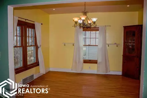 3 3rd Ave NW, Hampton, IA 50441 photo 9