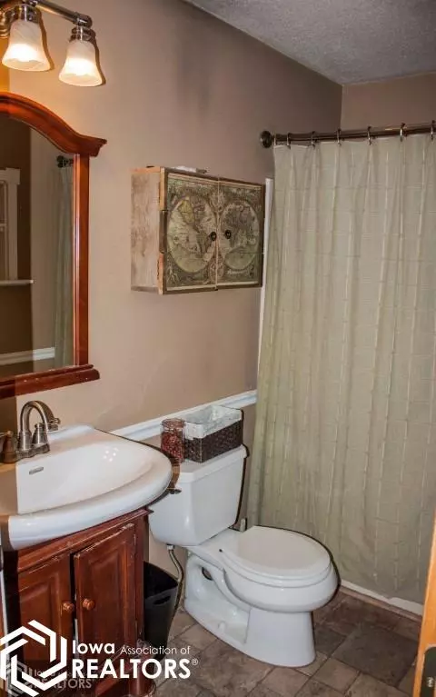 309 9th St NW, Hampton, IA 50441 photo 15