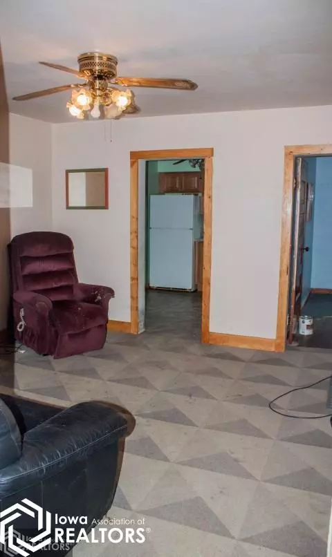 521 4th Ave SW, Hampton, IA 50441 photo 5