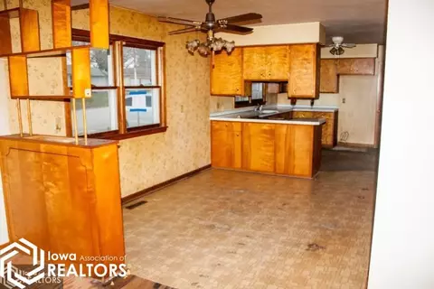 134 Windsor Blvd, Hampton, IA 50441 photo 5