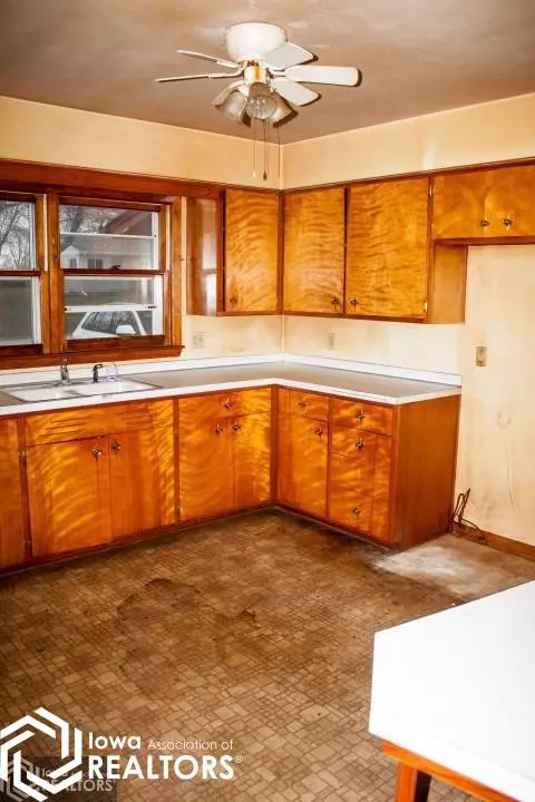 134 Windsor Blvd, Hampton, IA 50441 photo 3