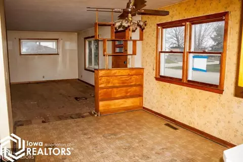 134 Windsor Blvd, Hampton, IA 50441 photo 6