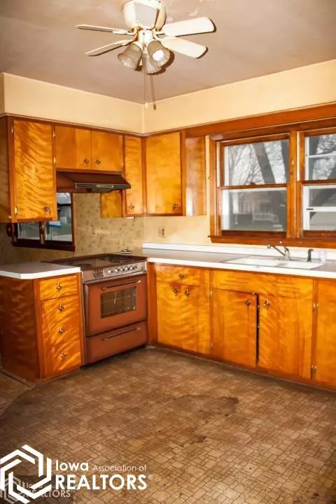 134 Windsor Blvd, Hampton, IA 50441 photo 4