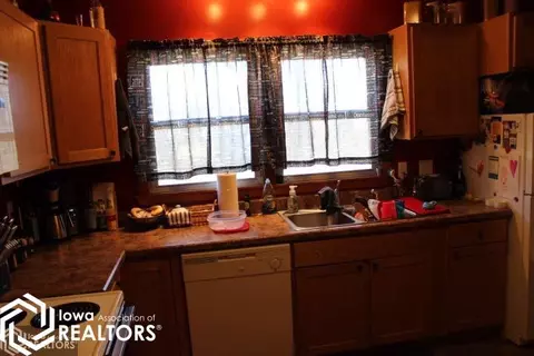 508 7th Ave NE, Hampton, IA 50441 photo 4