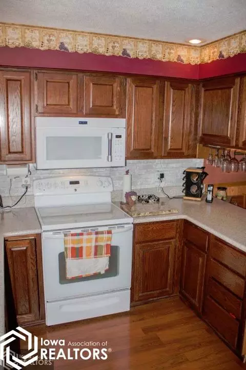 1645 Dorell Dr, Hampton, IA 50441 photo 6