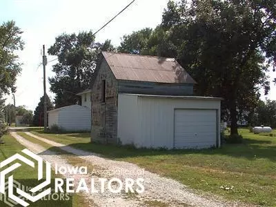 102 3rd St, Bode, IA 50519 photo 2
