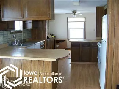 603 7th St, Bode, IA 50519 photo 2