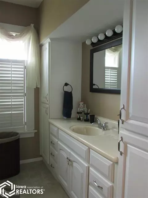205 2nd St, Bode, IA 50519 photo 13
