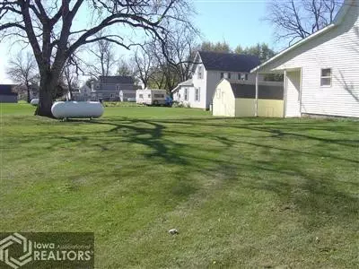 702 Third St, Williams, IA 50271 photo 5