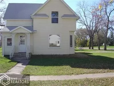 702 Third St, Williams, IA 50271 photo 1