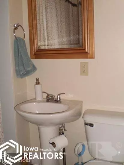 715 3rd Ave SE, Hampton, IA 50441 photo 10
