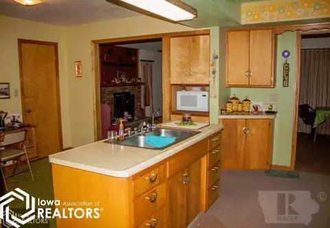 602 7th Ave NE, Hampton, IA 50441 photo 8