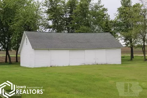 971 130th St, Hampton, IA 50441 photo 5