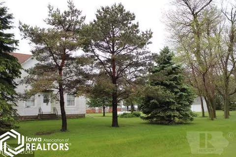 971 130th St, Hampton, IA 50441 photo 2