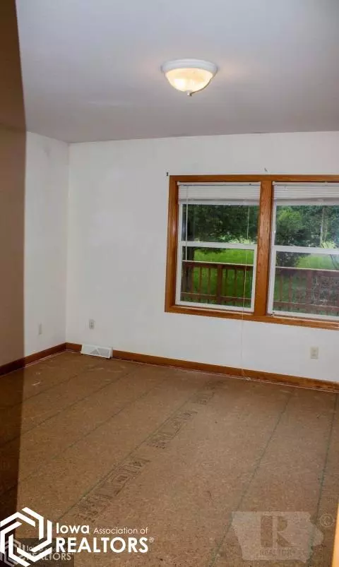 1486 Olive Ave, Hampton, IA 50441 photo 10