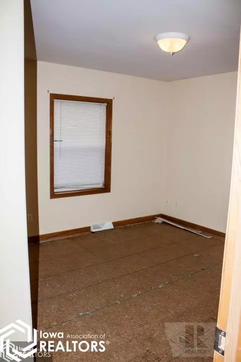 1486 Olive Ave, Hampton, IA 50441 photo 13