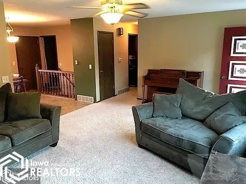 218 9th Pl NW, Hampton, IA 50441 photo 5