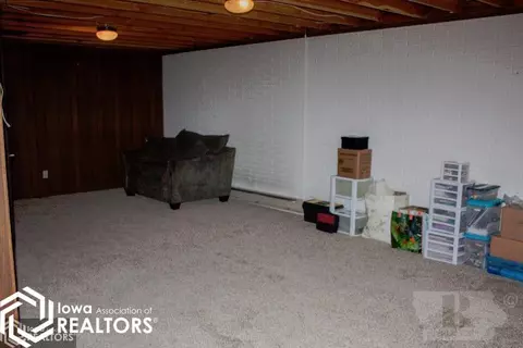 218 9th Pl NW, Hampton, IA 50441 photo 13