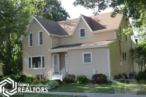 303 5th Ave NE, Hampton, IA 50441 photo 1