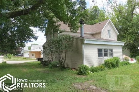 303 5th Ave NE, Hampton, IA 50441 photo 22