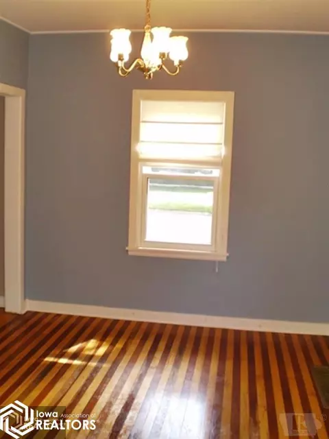 219 2nd Ave SE, Hampton, IA 50441 photo 6