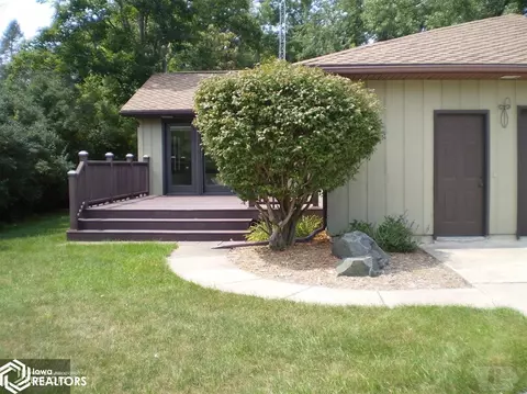 321 18th Ave NE, Hampton, IA 50441 photo 3