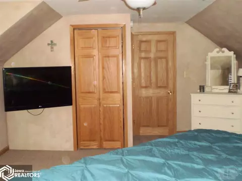 221 3rd St SE, Hampton, IA 50441 photo 34