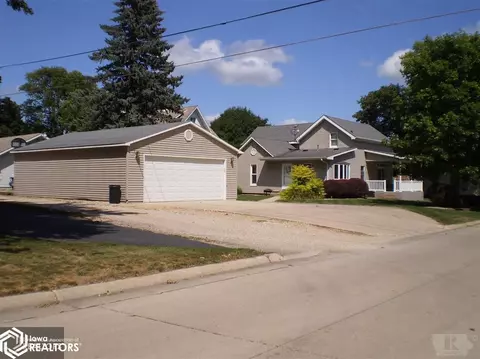 221 3rd St SE, Hampton, IA 50441 photo 46