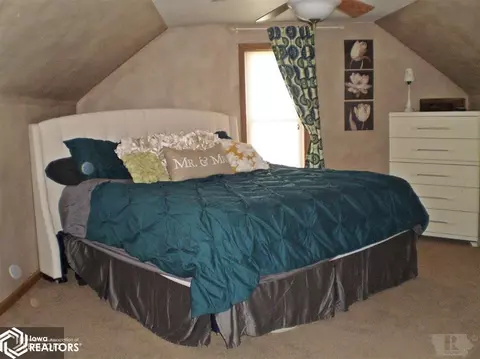 221 3rd St SE, Hampton, IA 50441 photo 36