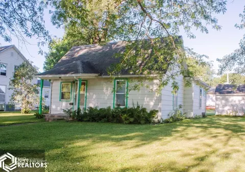 720 2nd St NE, Hampton, IA 50441 photo 1