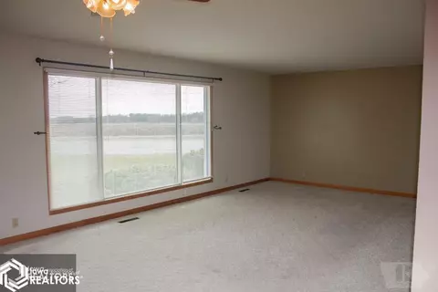 4 Windsor Blvd, Hampton, IA 50441 photo 16
