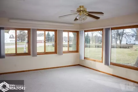 4 Windsor Blvd, Hampton, IA 50441 photo 11