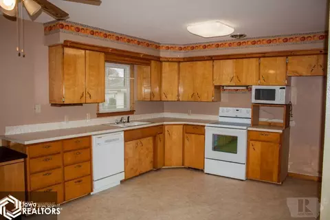 4 Windsor Blvd, Hampton, IA 50441 photo 4