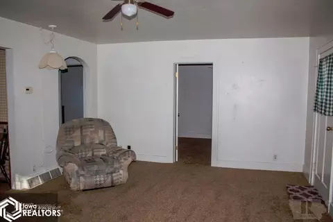 924 4th NE, Hampton, IA 50441 photo 4