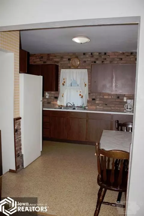 924 4th NE, Hampton, IA 50441 photo 6